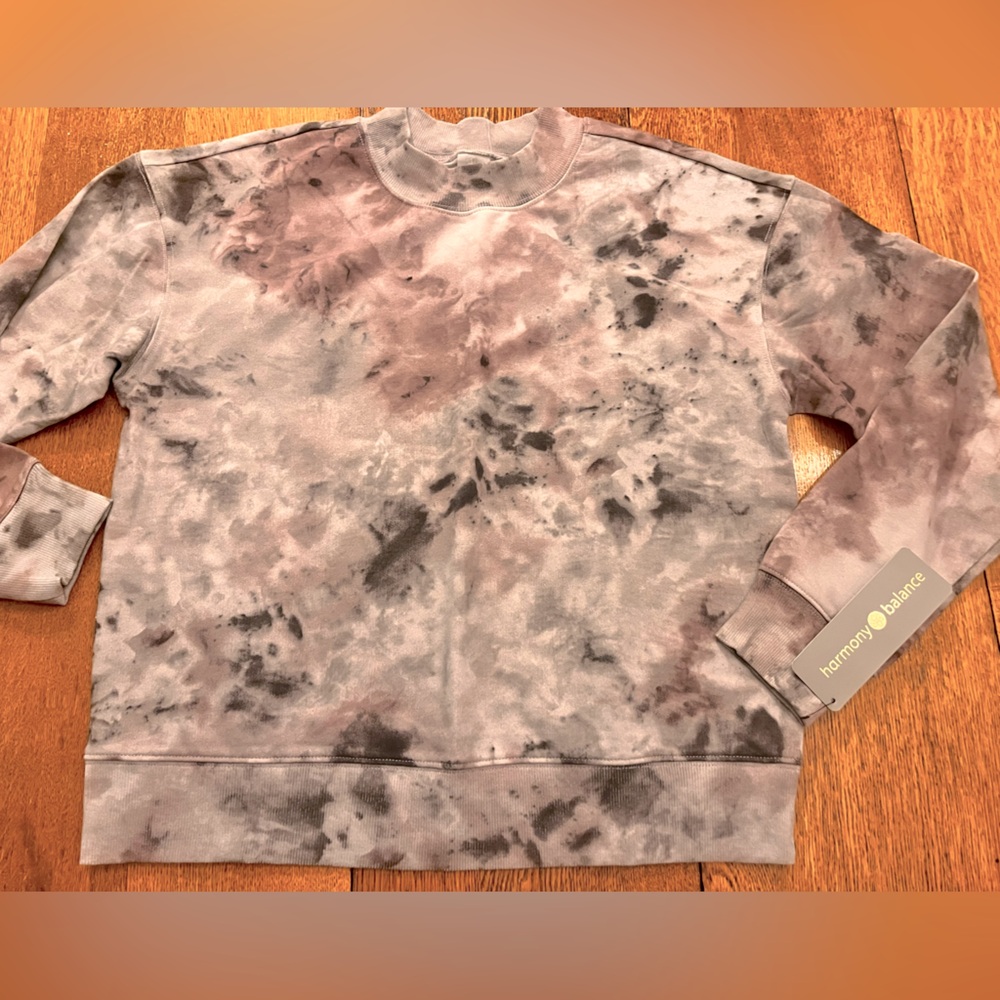 Harmony Balance crew neck yoga NEW sweatshirt tie dyed look gray pink abstract M